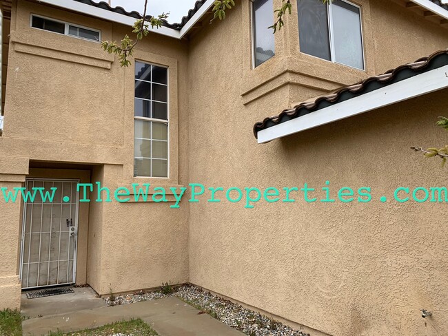 14566 Foothill Rd in Victorville, CA - Building Photo - Building Photo