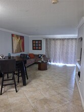 13827 Fairway Island Dr in Orlando, FL - Foto de edificio - Building Photo