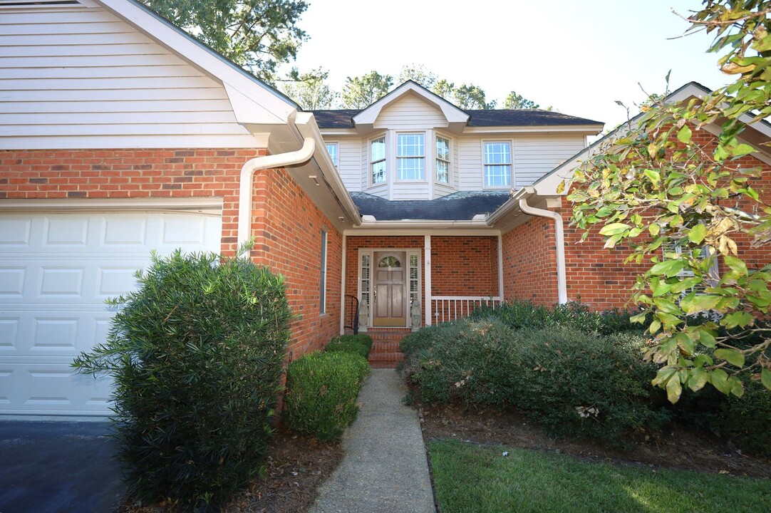 5 Bellemeade Dr in Valdosta, GA - Foto de edificio