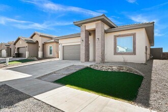 13640 Matfen Ave in Horizon City, TX - Building Photo - Building Photo