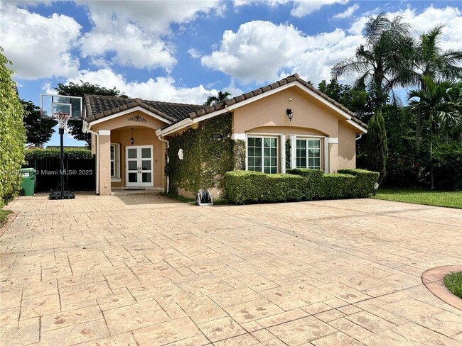 6097 SW 128th Ct