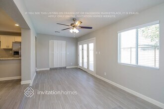 224 E Minton Dr in Tempe, AZ - Foto de edificio - Building Photo