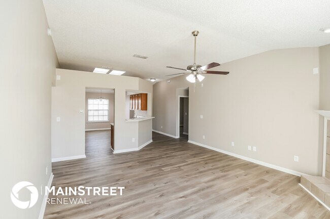 542 Ashcroft Landing Dr in Jacksonville, FL - Foto de edificio - Building Photo