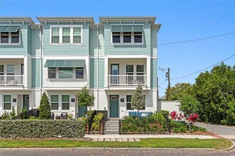 114-121 21st St N in St. Petersburg, FL - Building Photo - Building Photo