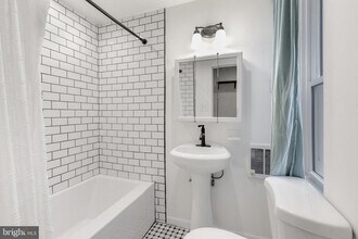 618 N 40th St in Philadelphia, PA - Building Photo - Building Photo