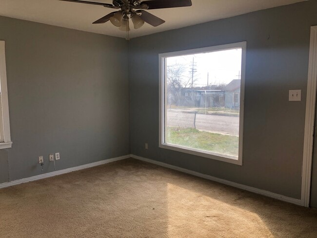 301 S Independence St in Amarillo, TX - Building Photo - Building Photo