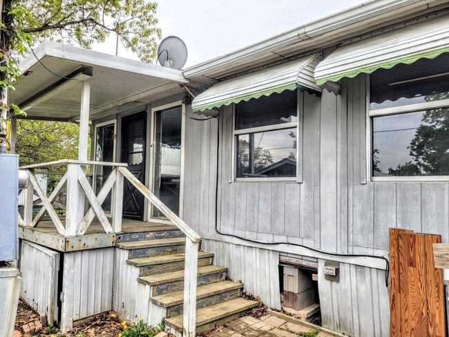 property at 21350 Hwy 28