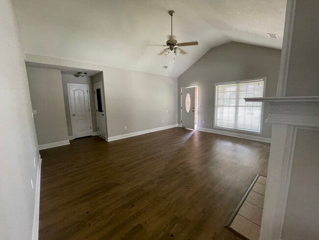 117 Amber Dr in Byron, GA - Building Photo - Building Photo