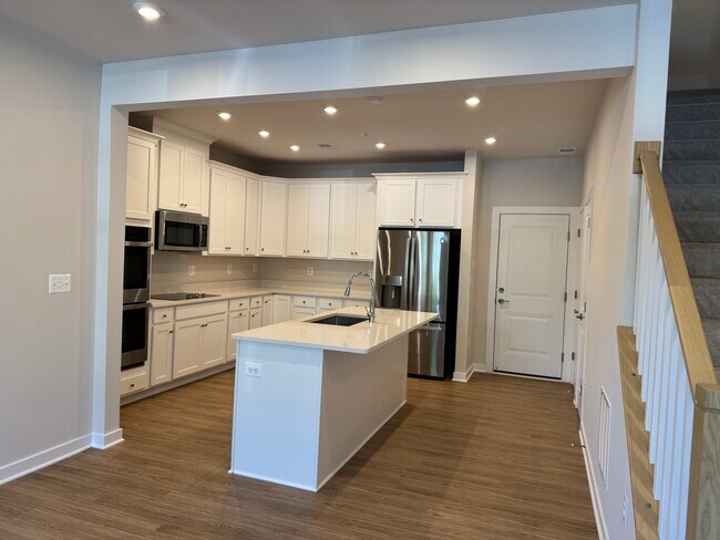 13622 Innovation Station Lp in Herndon, VA - Building Photo - Building Photo