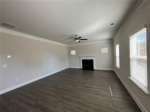 5163 Woodline View Ln in Auburn, GA - Building Photo - Building Photo