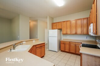 2302 NW 27th Ave in Cape Coral, FL - Building Photo - Building Photo