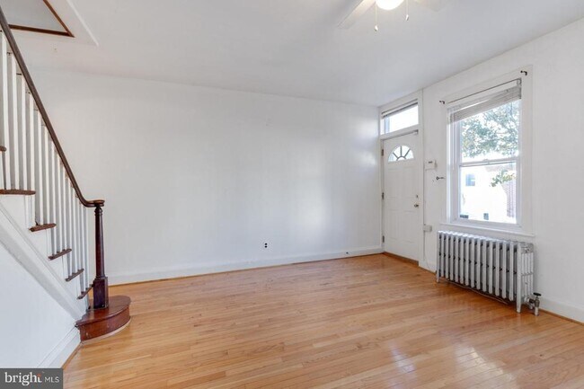 2541 Coral St in Philadelphia, PA - Building Photo - Building Photo