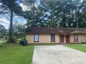 6429 Rockford Dr in Fayetteville, NC - Building Photo