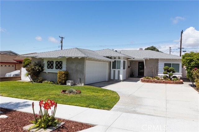 2033 W 236th Pl in Torrance, CA - Building Photo - Building Photo