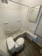 235 N 37th St in Milwaukee, WI - Building Photo - Building Photo