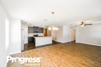 2278 Pebble Point Dr in Green Cove Springs, FL - Foto de edificio - Building Photo