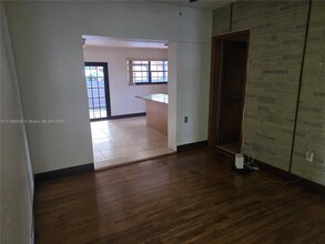 1630 NW 31st Ave in Miami, FL - Building Photo - Building Photo