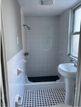 6215 Jackson St, Unit Apt 3 in West New York, NJ - Building Photo - Building Photo