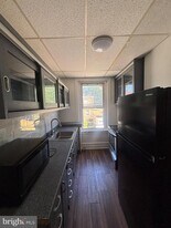 923 Hyatt St in Chester, PA - Building Photo