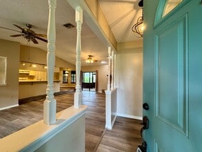 30944 Deal Dr in Sorrento, FL - Building Photo - Building Photo