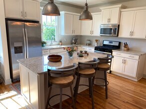 204 Burns Ave in Nashville, TN - Building Photo - Building Photo