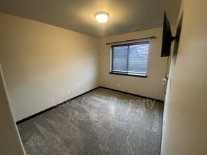 12397 N Cavanaugh Dr in Rathdrum, ID - Foto de edificio - Building Photo