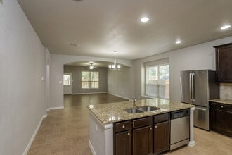 15112 Dione Bend in San Antonio, TX - Building Photo - Building Photo