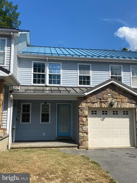 property at 28 Holler Rd
