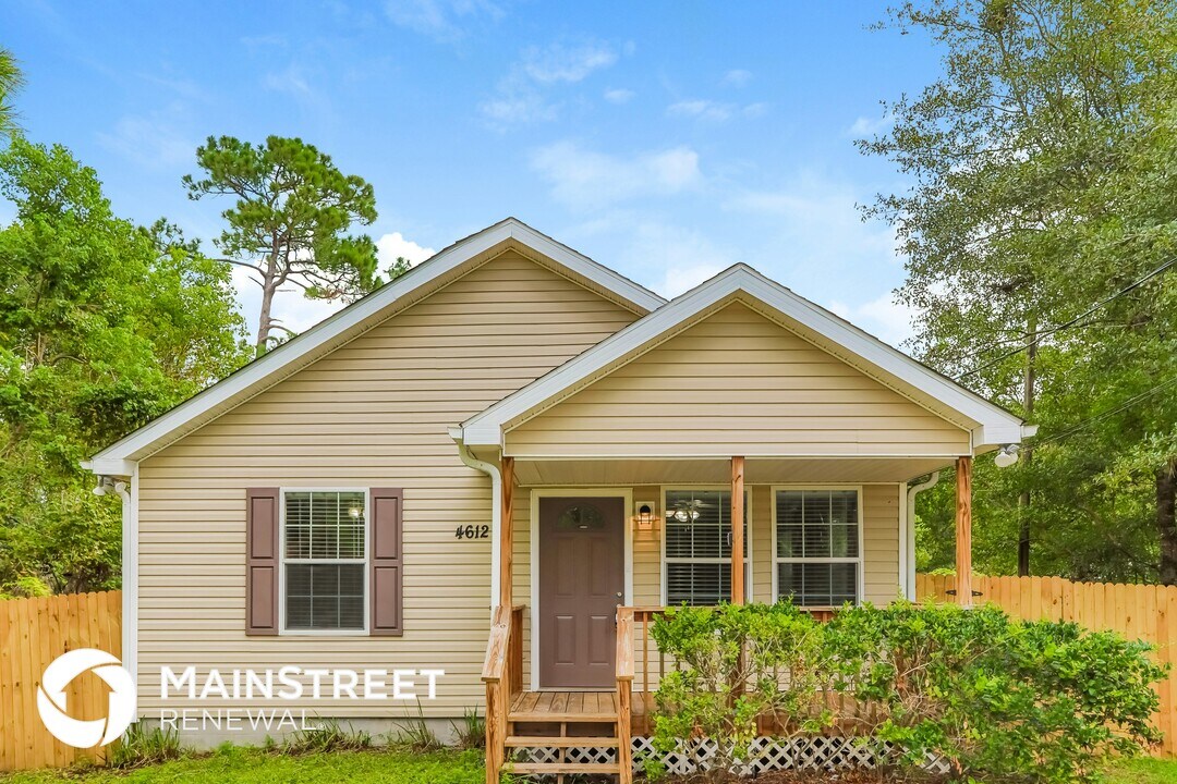 4612 Third Ave in St. Augustine, FL - Building Photo