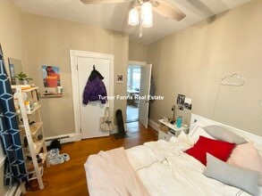 8 Sunset St, Unit 1 in Boston, MA - Building Photo - Building Photo