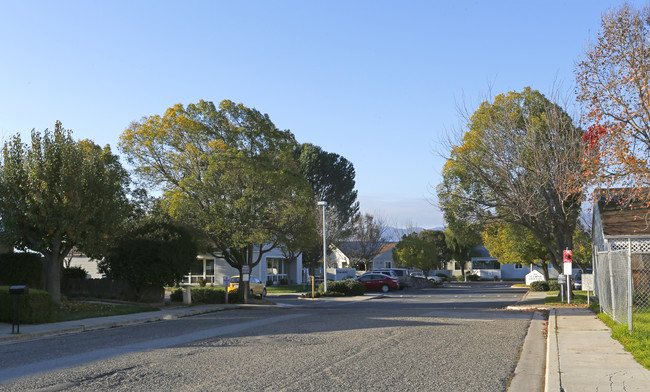 Leo Meyer Senior Plaza in King City, CA - Foto de edificio - Building Photo