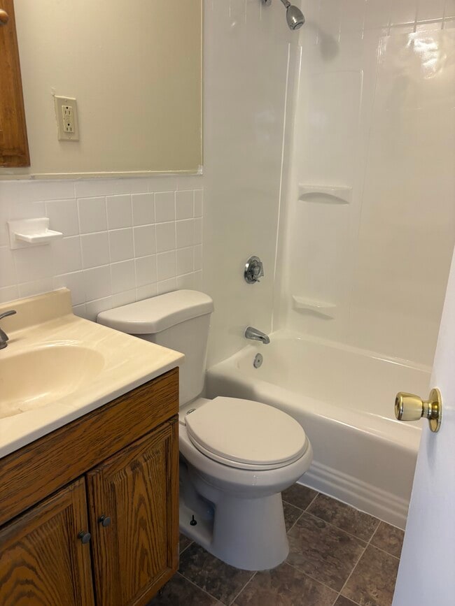 1731 Washington St in Braintree, MA - Building Photo - Building Photo