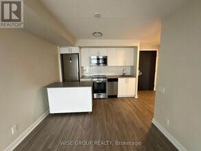 38 Monte Kwinter Ct in Toronto, ON - Building Photo - Building Photo