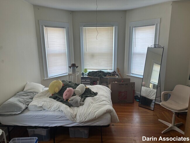 361 Boston Ave in Medford, MA - Building Photo - Building Photo