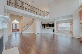 25719 Oakwood Knoll Dr in Katy, TX - Building Photo - Building Photo