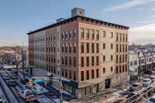 132 Mallory in Jersey City, NJ - Building Photo