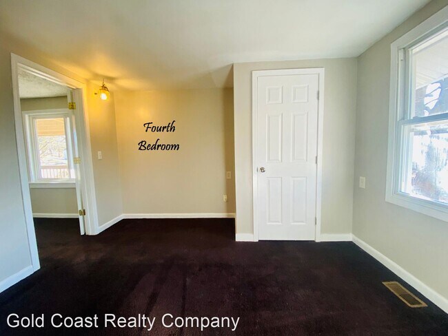 2817 Prospect Ave photo'