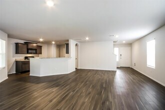 13716 Blue Jay Ct in Patton Village, TX - Building Photo - Building Photo