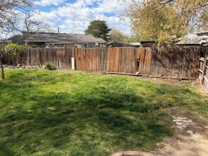 919 Snow in Richland, WA - Foto de edificio - Building Photo