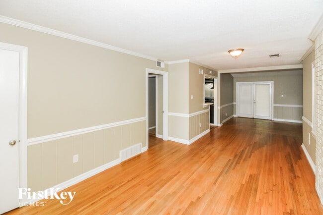 1307 S White Station Rd in Memphis, TN - Building Photo - Building Photo