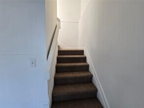 5940 NW 21st St in Lauderhill, FL - Building Photo - Building Photo