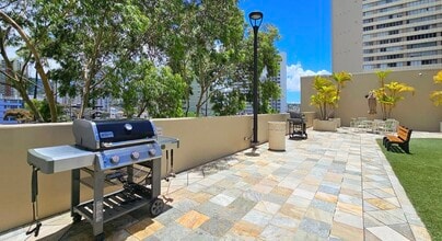2499 Kapiolani Blvd, Unit 3103 in Honolulu, HI - Foto de edificio - Building Photo