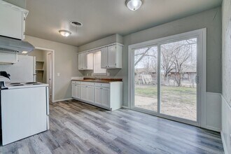1200 Mcdonald Dr in Midwest City, OK - Building Photo - Building Photo