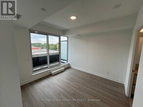 8188 Yonge St in Vaughan, ON - Building Photo - Building Photo