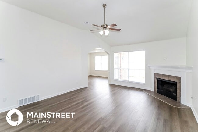 597 Shelley Renee Ln, Unit 0703 in Memphis, TN - Building Photo - Building Photo