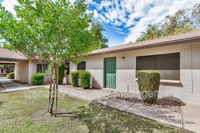 832 W Laguna Dr in Tempe, AZ - Building Photo - Building Photo
