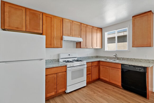 2642 35th Ave, Unit c