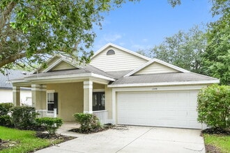 1249 Kellogg Dr in Tavares, FL - Building Photo - Building Photo
