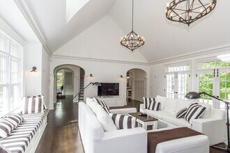 40 Deep Woods Ln in Amagansett, NY - Building Photo - Building Photo