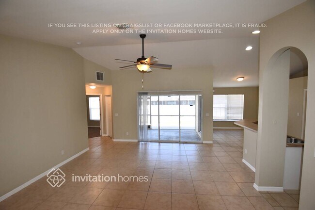 3423 SW 9th Ave in Cape Coral, FL - Building Photo - Building Photo